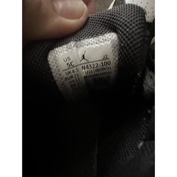 5C AIR JORDAN 1 MID SE (TD) Toddler - Picture 4 of 6